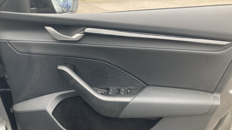 Skoda Octavia 2.0 TDI 150 Sportline 5dr DSG Diesel Estate